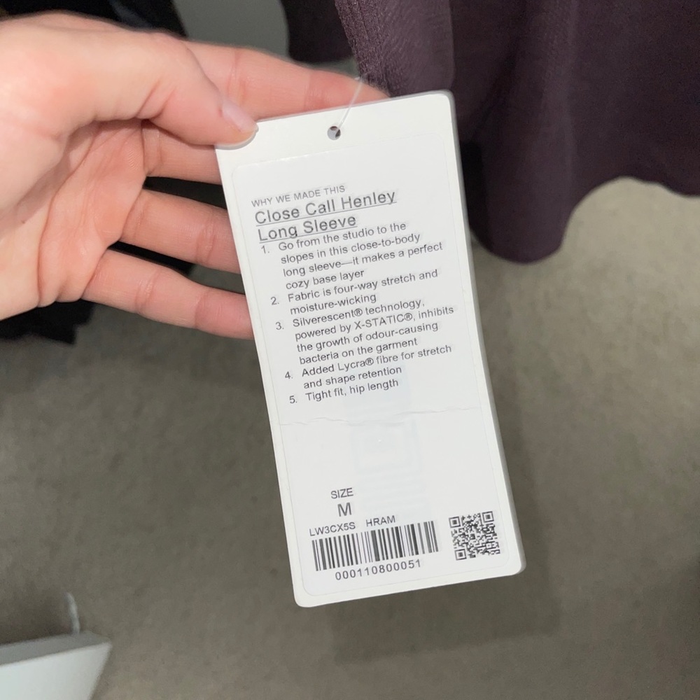 NWT lululemon henley M - Picture 3 of 3